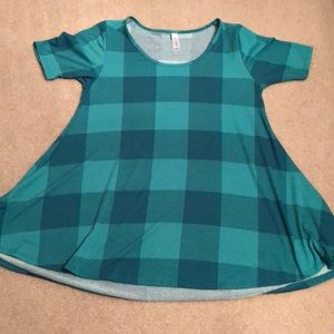 LulaRoe “Perfect” Tee